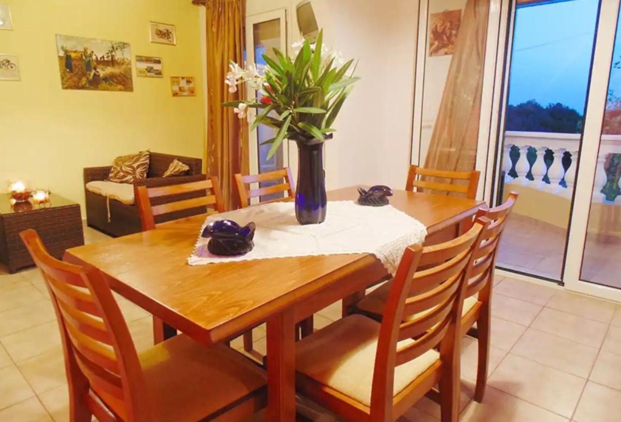 Stefanias Appartments Ágios Matthaíos المظهر الخارجي الصورة