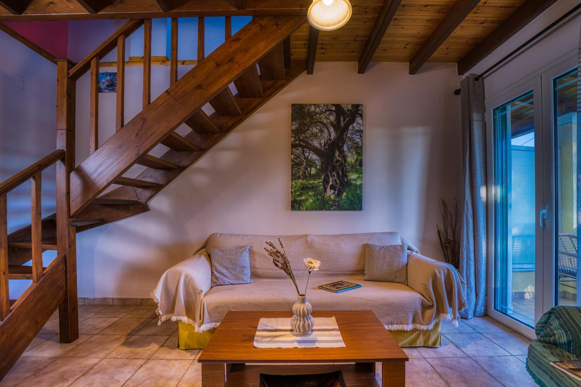 Stefanias Appartments Ágios Matthaíos المظهر الخارجي الصورة