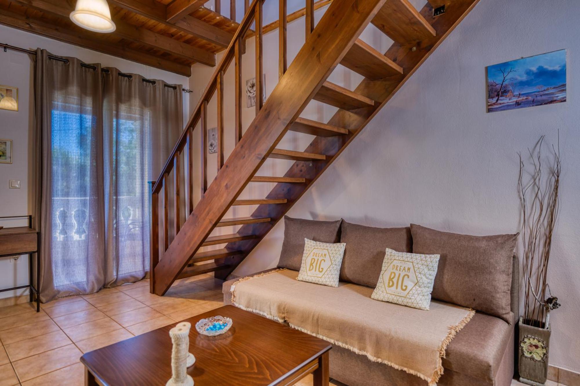 Stefanias Appartments Ágios Matthaíos المظهر الخارجي الصورة