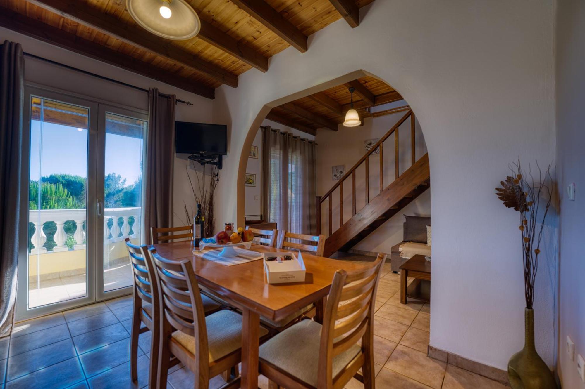 Stefanias Appartments Ágios Matthaíos المظهر الخارجي الصورة