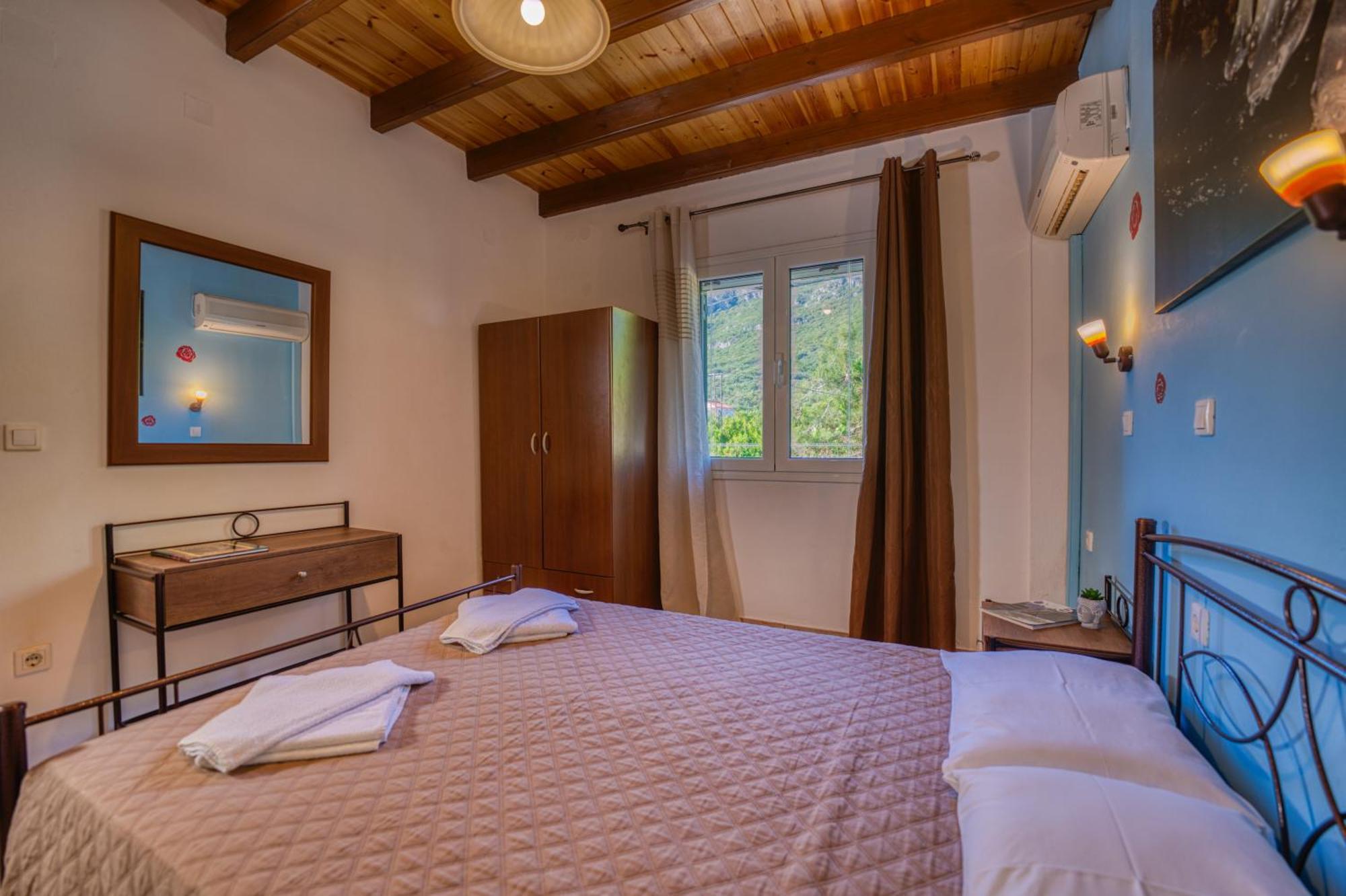 Stefanias Appartments Ágios Matthaíos المظهر الخارجي الصورة