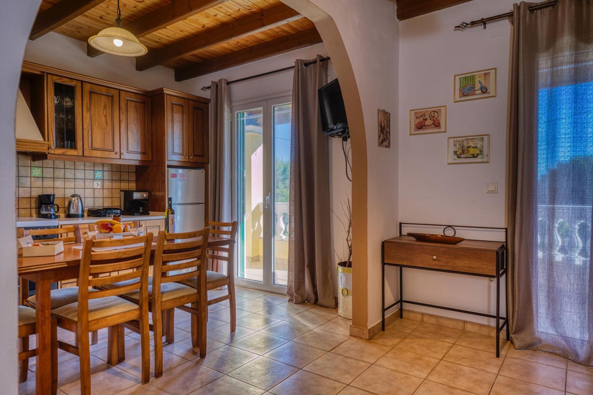 Stefanias Appartments Ágios Matthaíos المظهر الخارجي الصورة